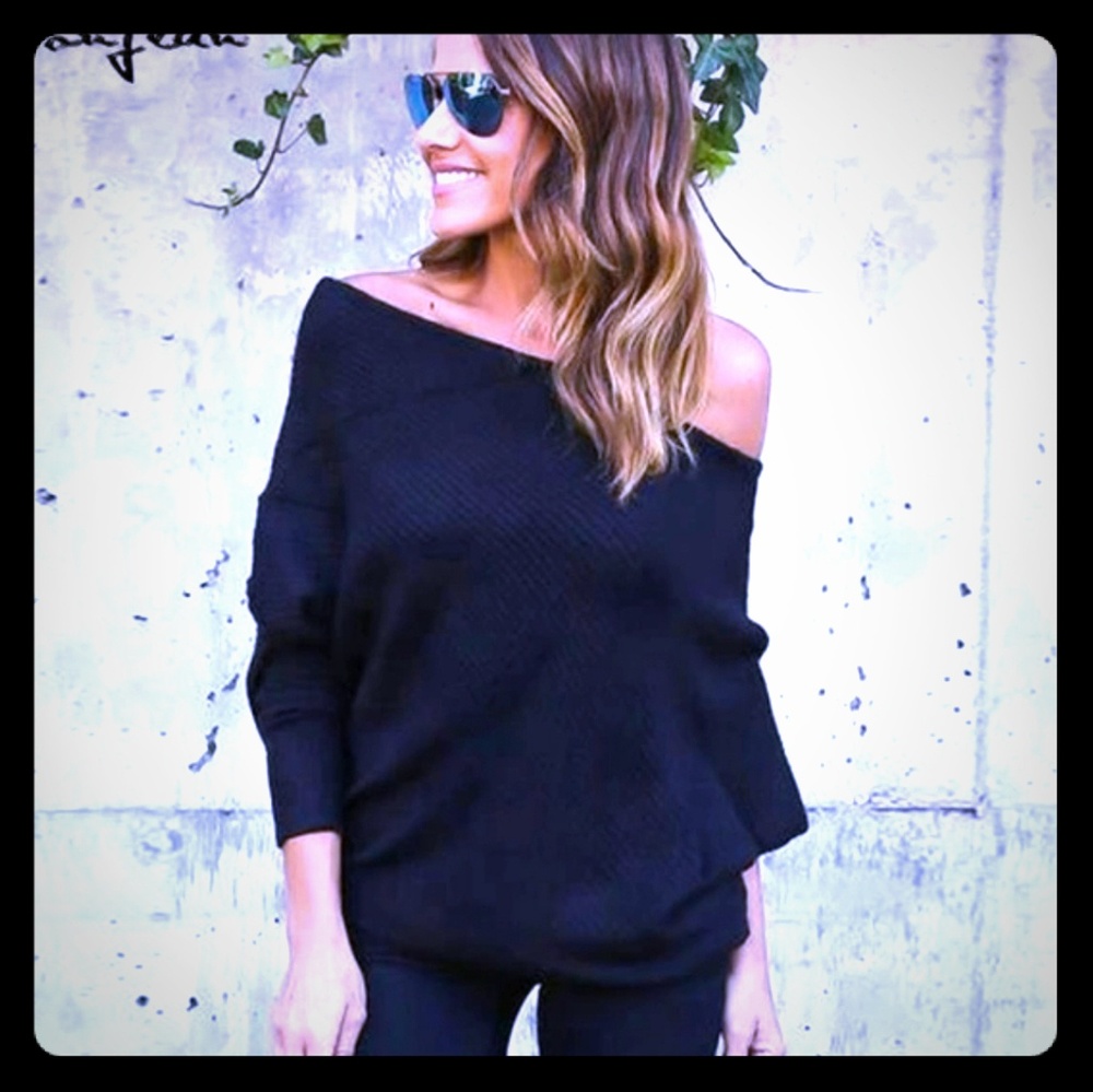 Off shoulder women's blouse-black ( XL)